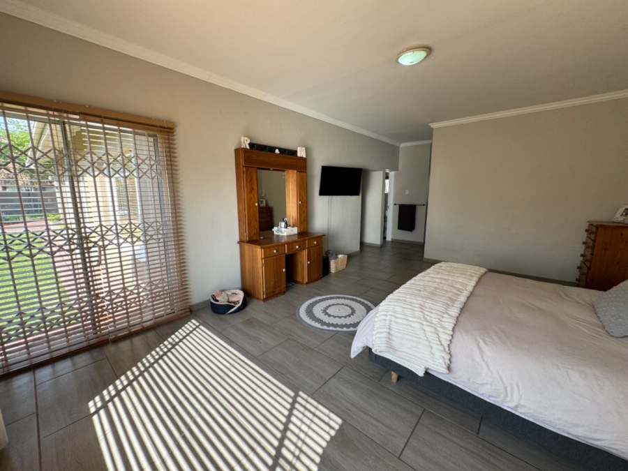  Bedroom Property for Sale in El Toro Park Northern Cape
